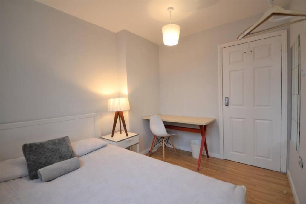 Stylish Budget 4 Bedroom Flat In Brick Lane London Exteriör bild